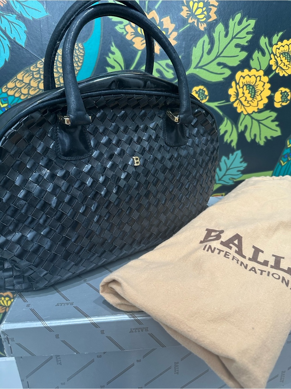 Rare Vintage Bally Woven Leather Dome Satchel With Box and Dust Bag - Picture 4 of 16